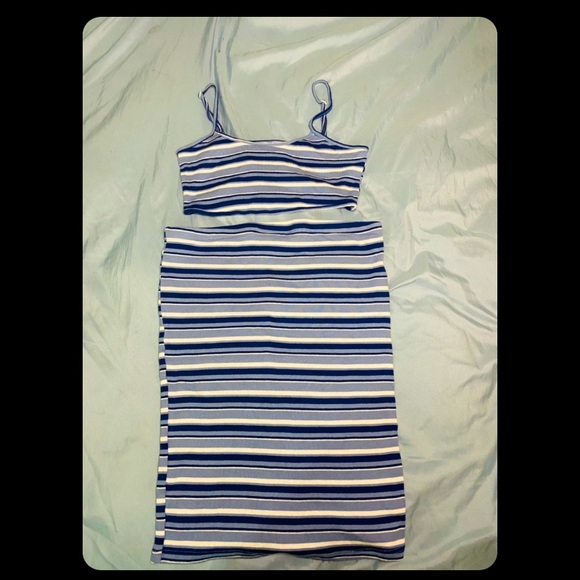 Blue and white striped - Picture 1 of 2